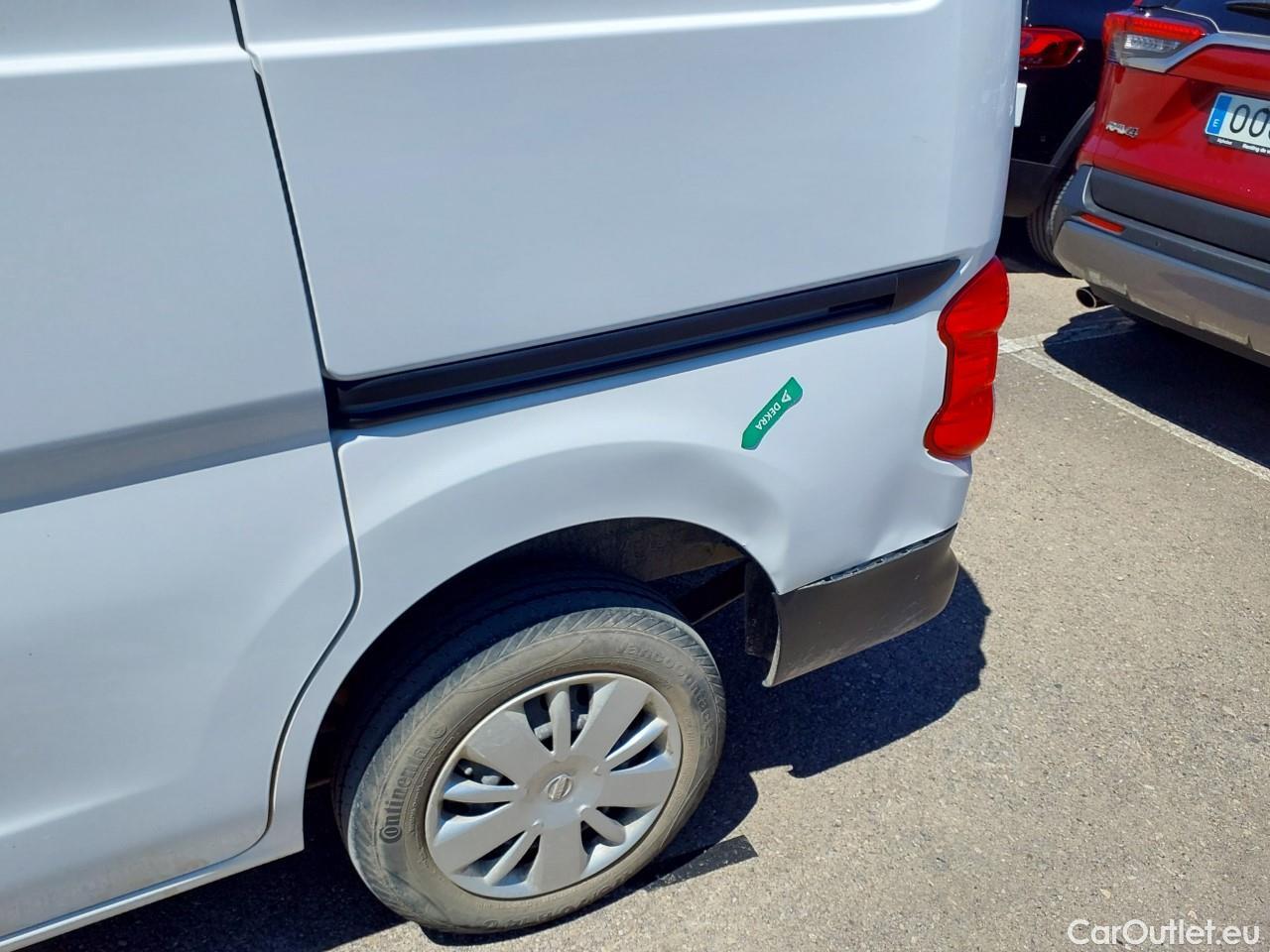  Nissan  NV200 NISSAN  / 2009 / 5P / furgón 1.5dCi 66kW (90CV) COMFORT #12