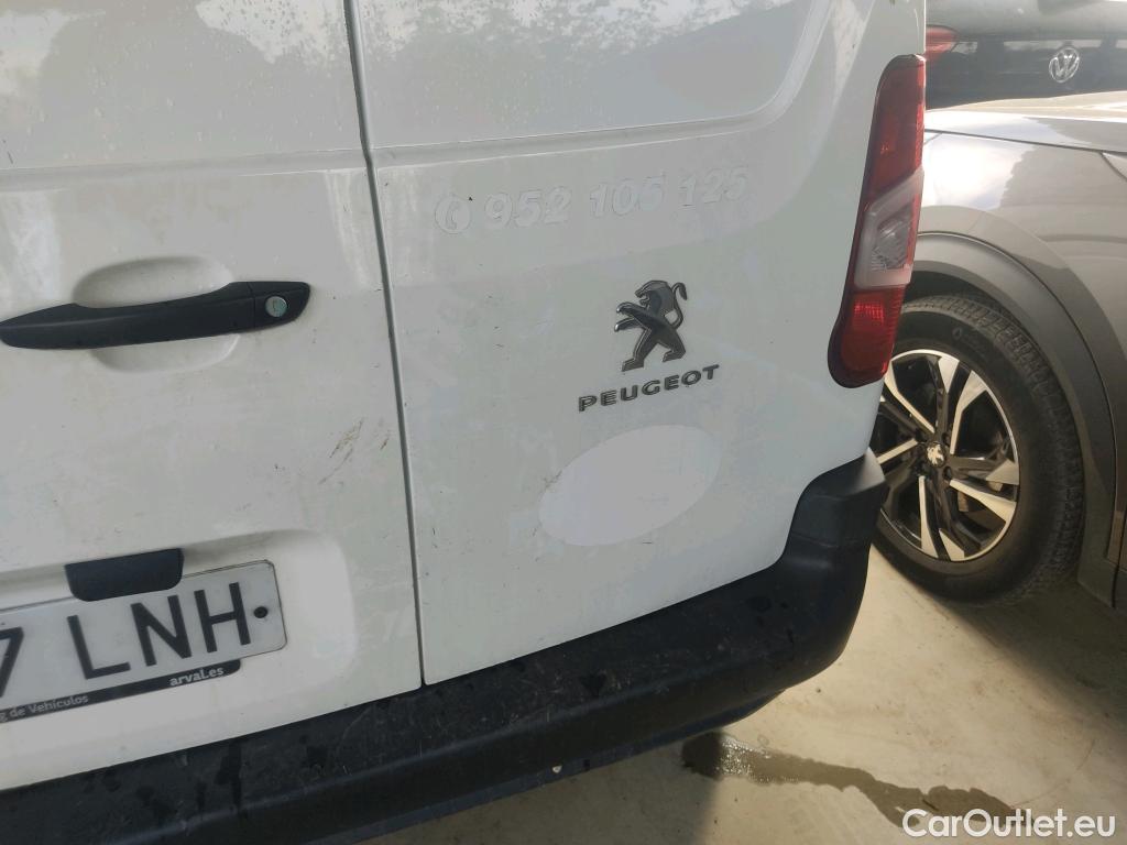  Peugeot  Partner PEUGEOT  / 2018 / 3P / furgón derivado de turismo Pro Standard 600kg BlueHDi 73kW (AC) #51