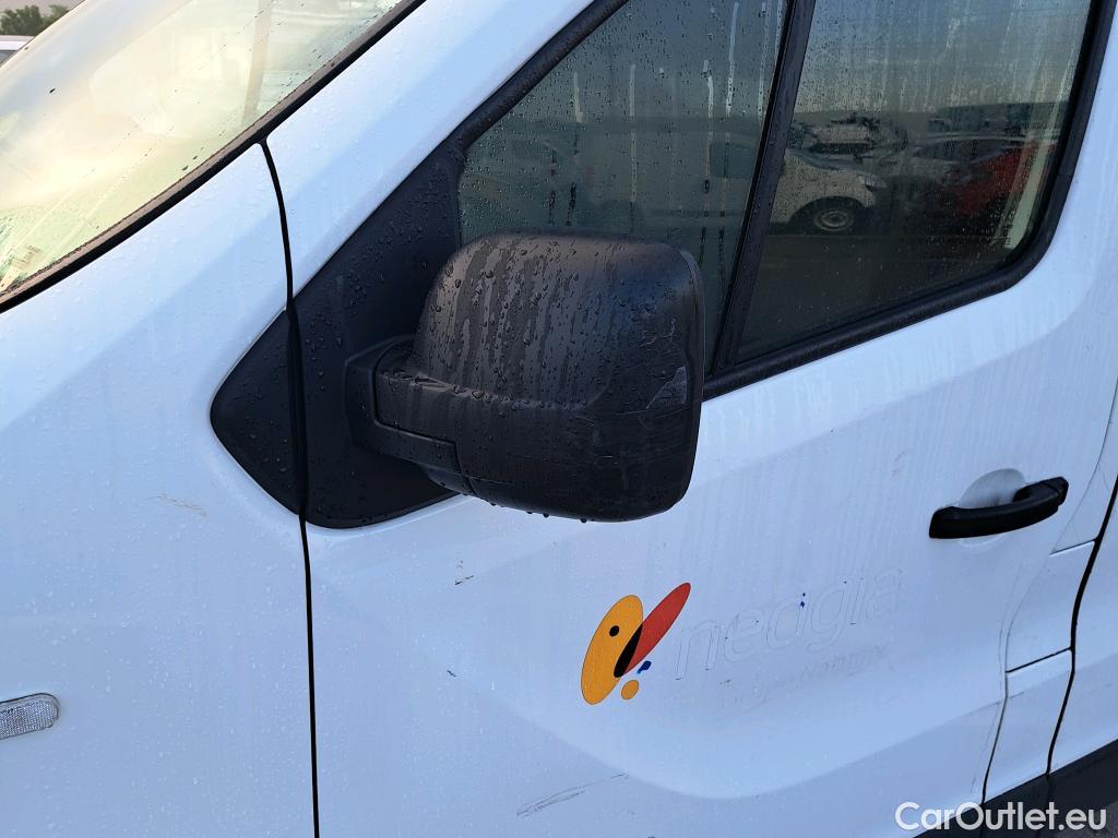  Opel  Vivaro  B Furgón/Combi Furgón L2H1 2.9T Expression 1.6 CDTI 115CV MT6 E5 #51