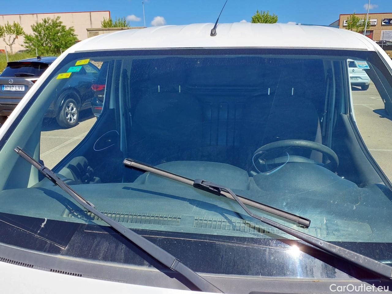  Nissan  NV200 NISSAN  / 2009 / 5P / furgón 1.5dCi 66kW (90CV) COMFORT #36