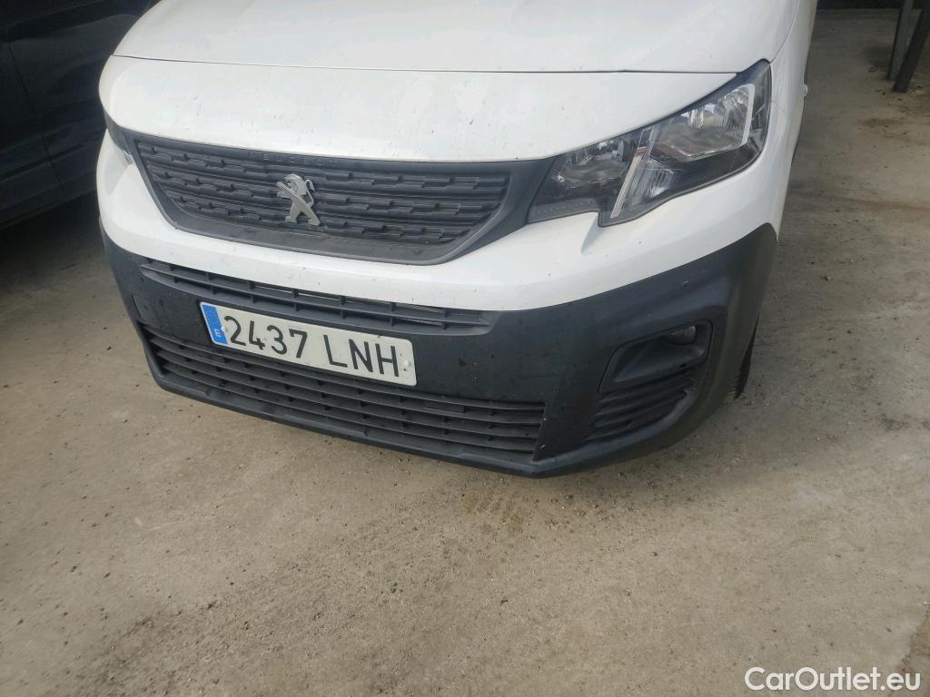  Peugeot  Partner PEUGEOT  / 2018 / 3P / furgón derivado de turismo Pro Standard 600kg BlueHDi 73kW (AC) #55