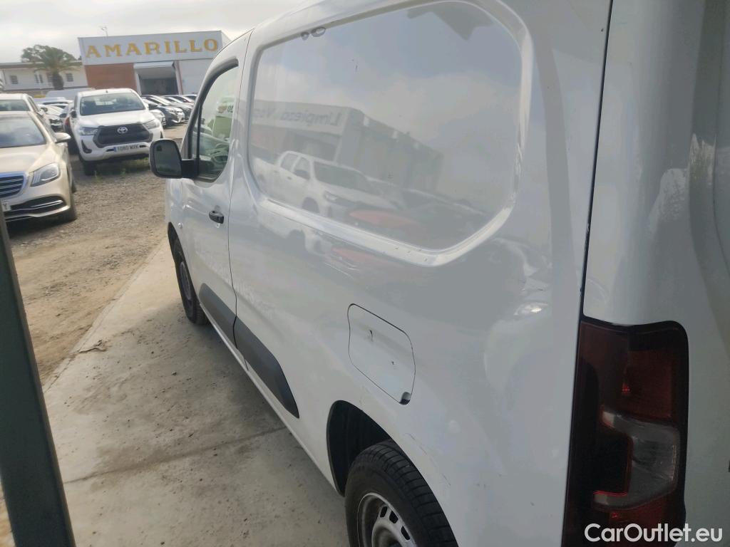  Peugeot  Partner PEUGEOT  / 2018 / 3P / furgón derivado de turismo Pro Standard 600kg BlueHDi 73kW (AC) #9