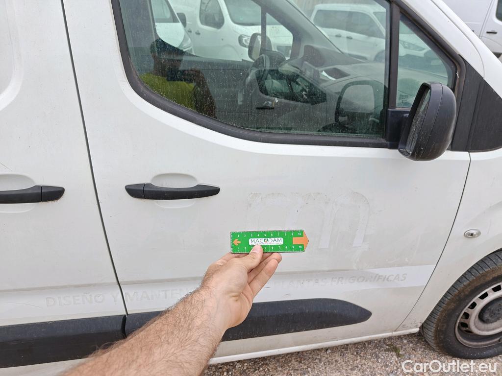  Peugeot  Partner PEUGEOT  / 2018 / 3P / furgón derivado de turismo Pro Standard 600kg BlueHDi 73kW (AC) #38