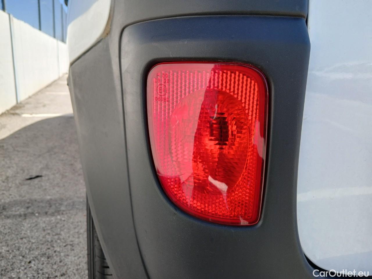  Renault  Kangoo  II Furgón Professional 1.5 dCi 75CV MT5 E6 #34