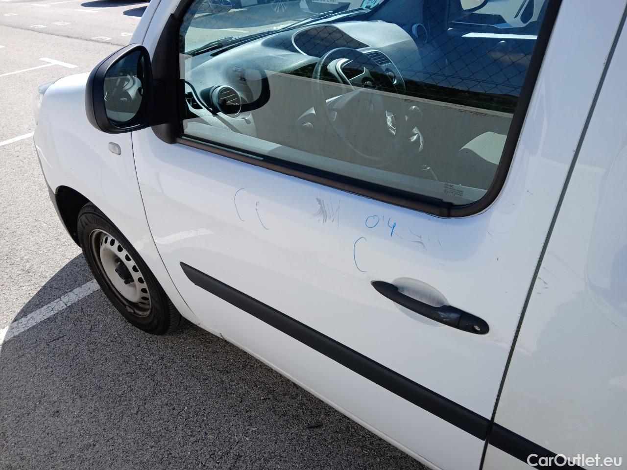  Renault  Kangoo  II Furgón Professional 1.5 dCi 75CV MT5 E6 #31