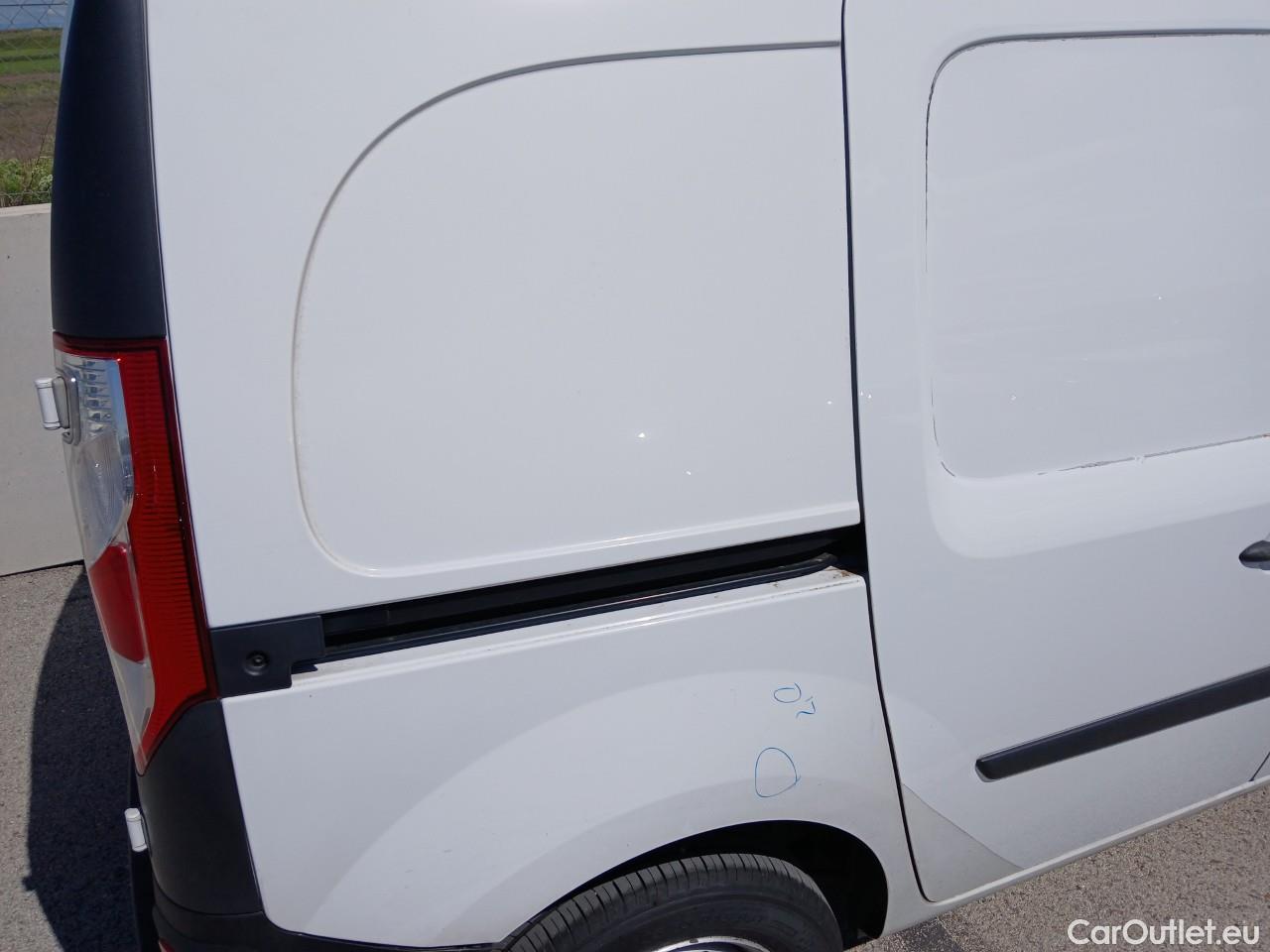  Renault  Kangoo  II Furgón Professional 1.5 dCi 75CV MT5 E6 #37