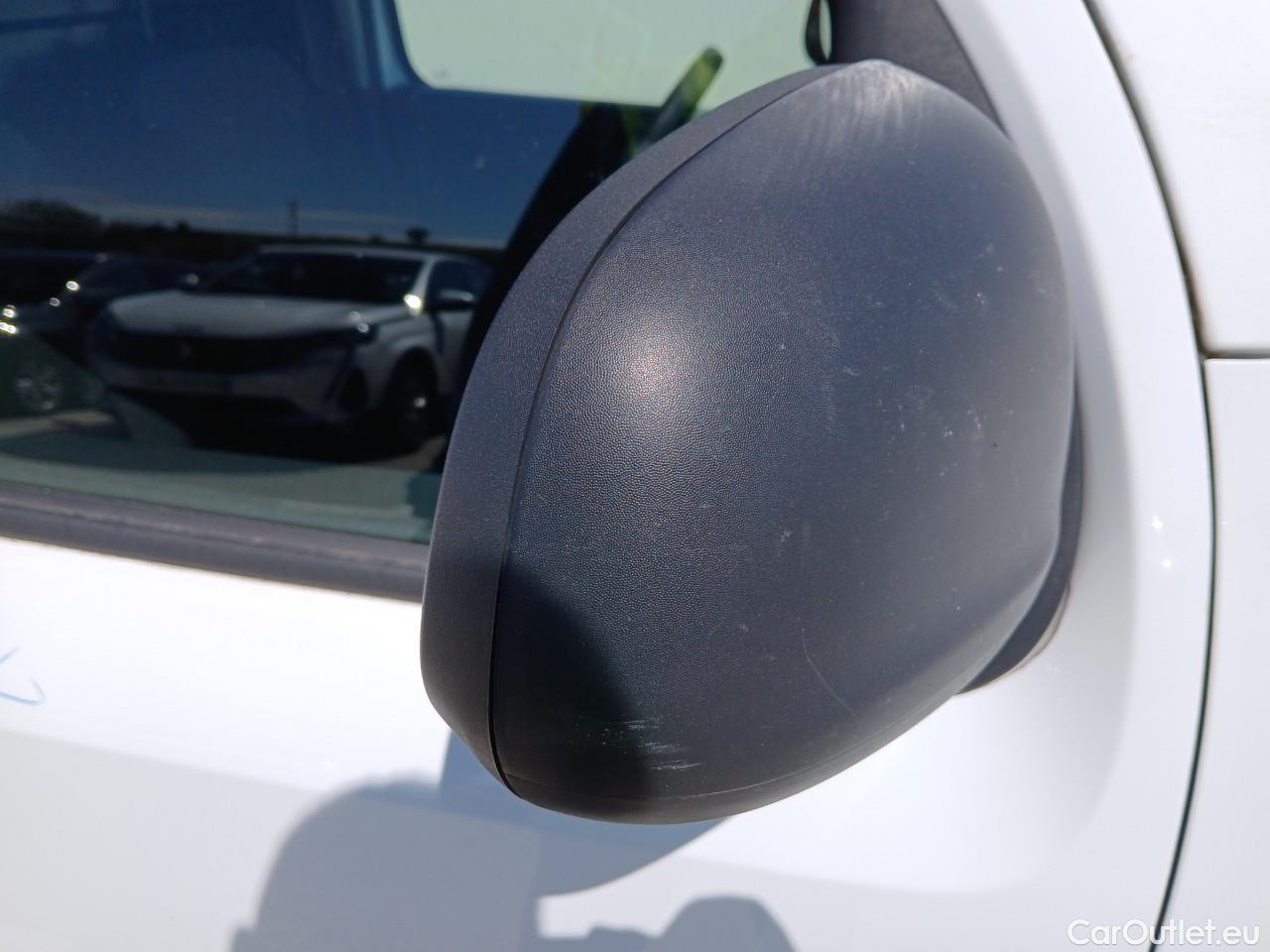  Renault  Kangoo  II Furgón Professional 1.5 dCi 75CV MT5 E6 #43