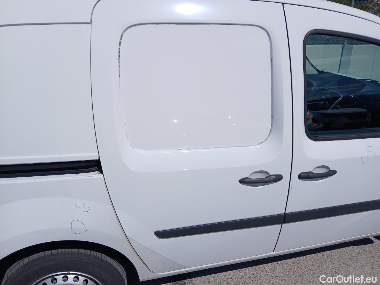  Renault  Kangoo  II Furgón Professional 1.5 dCi 75CV MT5 E6 #40