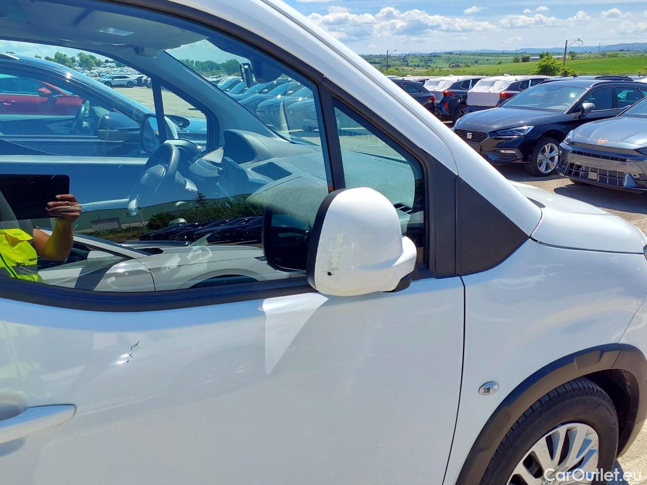  Peugeot  RIFTER  Active Standard 1.5 HDi 100CV MT6 E6dT #32