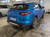  Alfa Romeo   STELVIO Alfa Romeo 2.0 Multiair Turbo Executive 5d #2