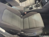  Volkswagen  Passat Volkswagen  Variant 1.5 TSI EVO 150 KM 6 biegów Business 5d #22