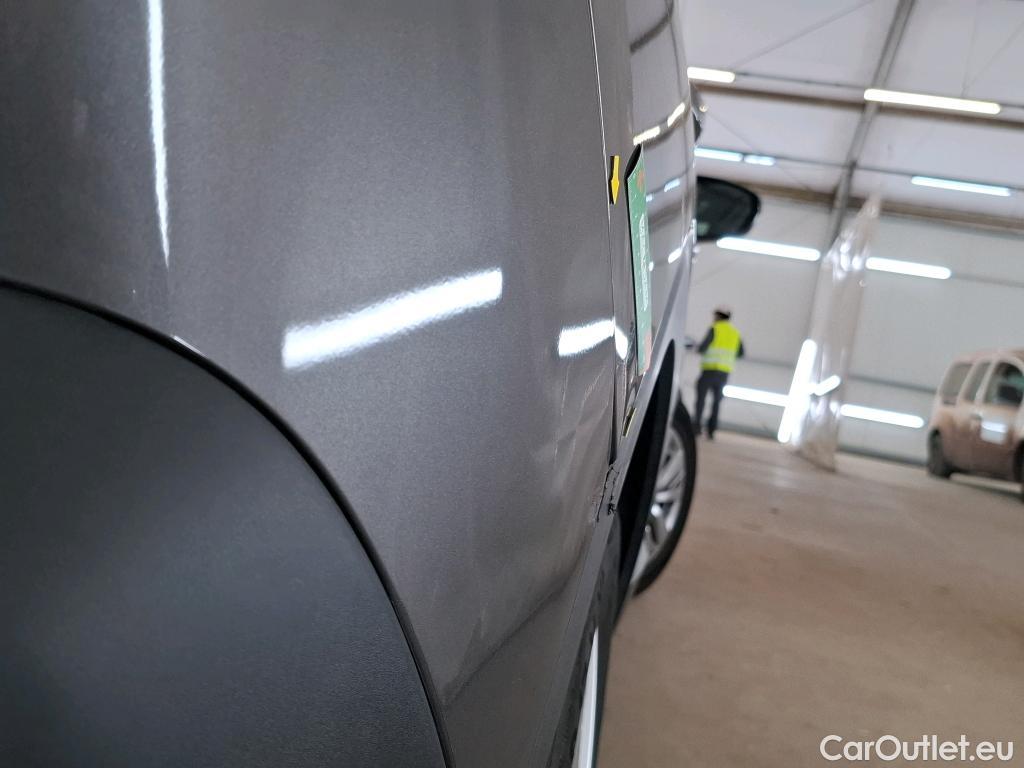  Peugeot  5008 PEUGEOT  / 2020 / 5P / SUV PureTech 130 S&S EAT8 Active Pack #11