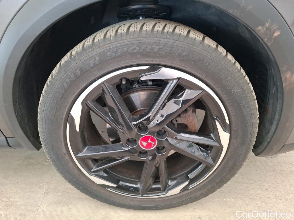  DS  DS7 7 Crossback Performance Line 2.0 BlueHDi 180CV BVA8 E6d #16