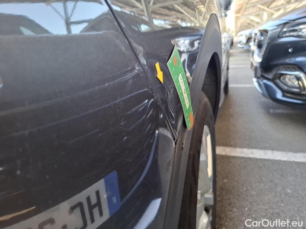  Peugeot  5008 PEUGEOT  / 2020 / 5P / SUV PureTech 130 S&S EAT8 Active Pack #16