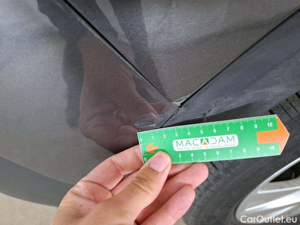 Peugeot  5008 PEUGEOT  / 2020 / 5P / SUV PureTech 130 S&S EAT8 Active Pack #42