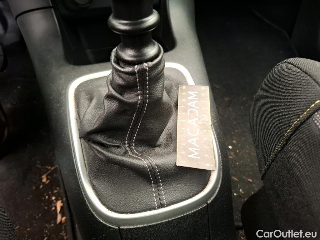  Citroen  C3  Shine Business 1.2 PureTech 110CV BVM6 E6d #7