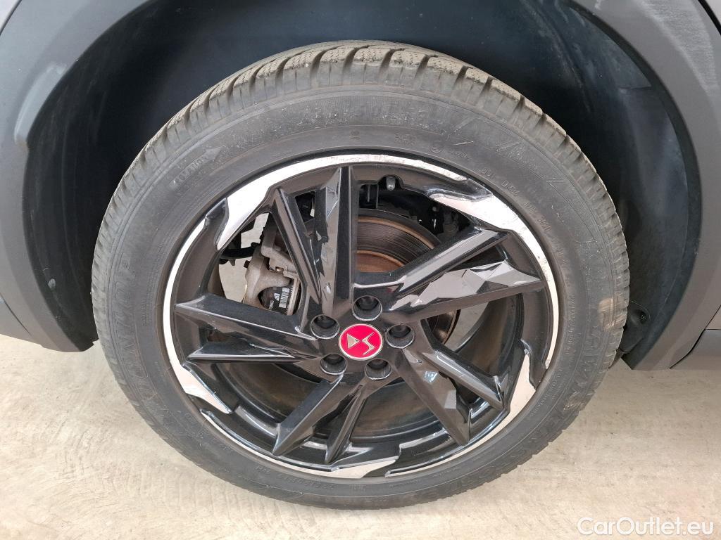  DS  DS7 7 Crossback Performance Line 2.0 BlueHDi 180CV BVA8 E6d #40