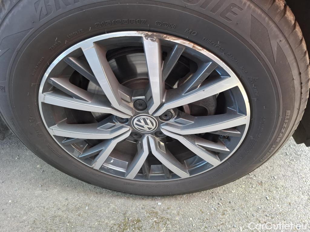  Volkswagen  Tiguan  Allspace Confortline Business 2.0 TDI 150CV BVA7 7 Sieges E6dT #45