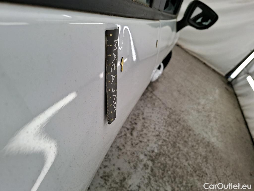  Renault  Clio  IV Business 0.9 TCe 90CV BVM5 E6 #59