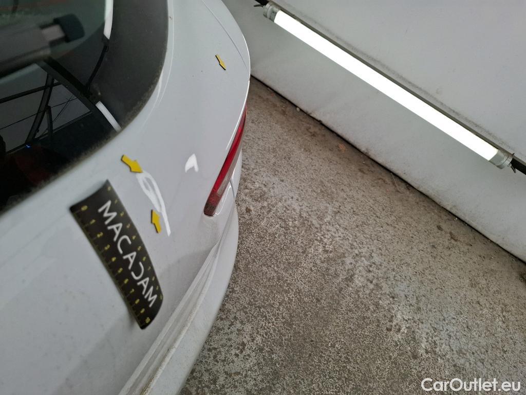  Renault  Clio  IV Business 0.9 TCe 90CV BVM5 E6 #67
