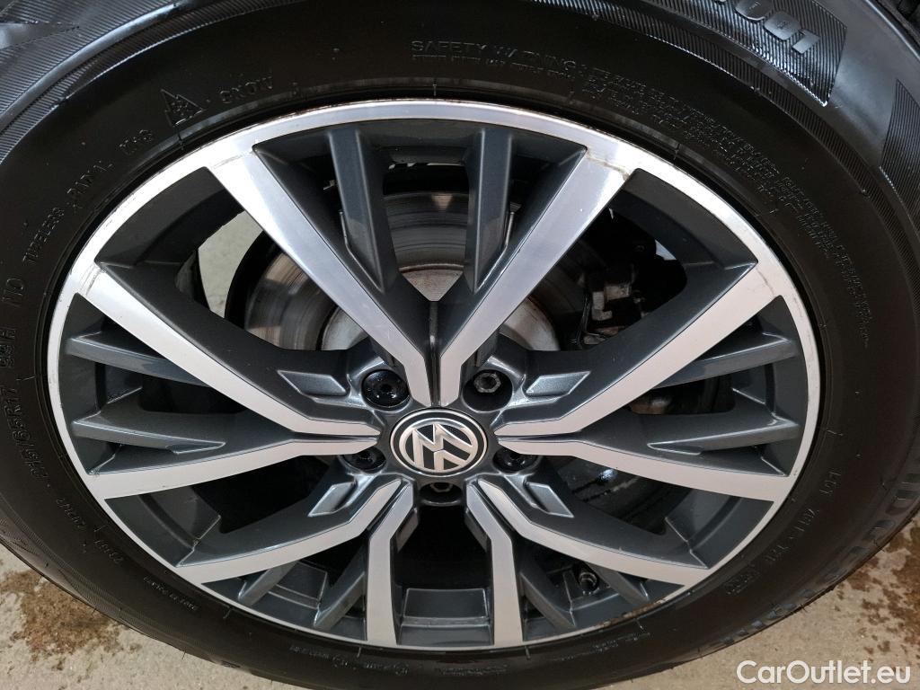  Volkswagen  Tiguan  Allspace Confortline Business 2.0 TDI 150CV BVA7 7 Sieges E6dT #23