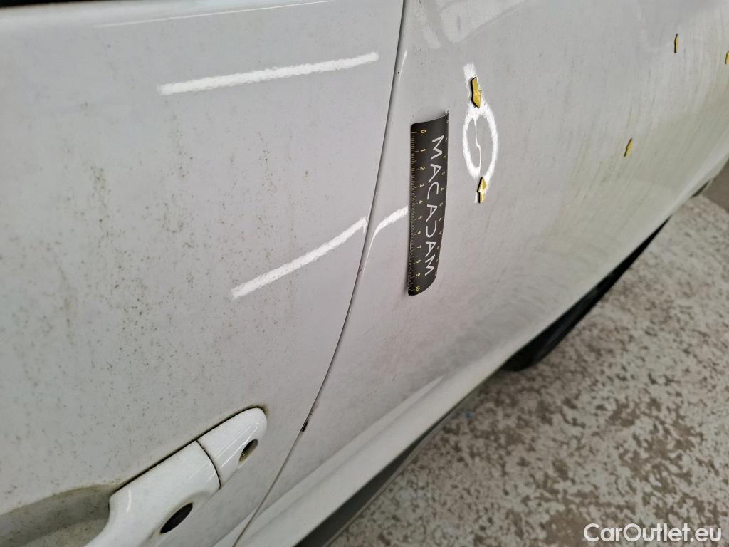  Renault  Clio  IV Business 0.9 TCe 90CV BVM5 E6 #44