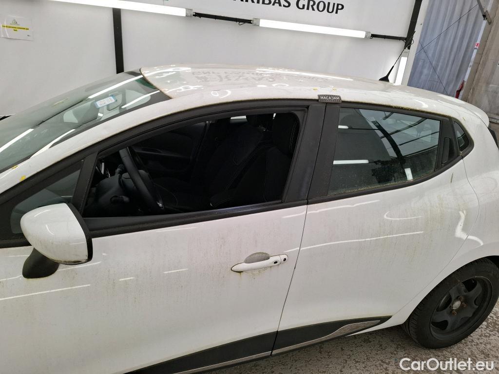  Renault  Clio  IV Business 0.9 TCe 90CV BVM5 E6 #32