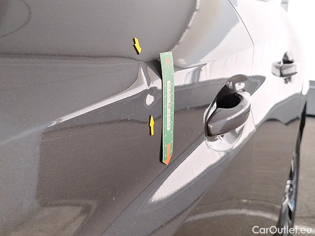  Peugeot  208 PEUGEOT  / 2019 / 5P / Berline PureTech 100 S&S Allure Pack #2
