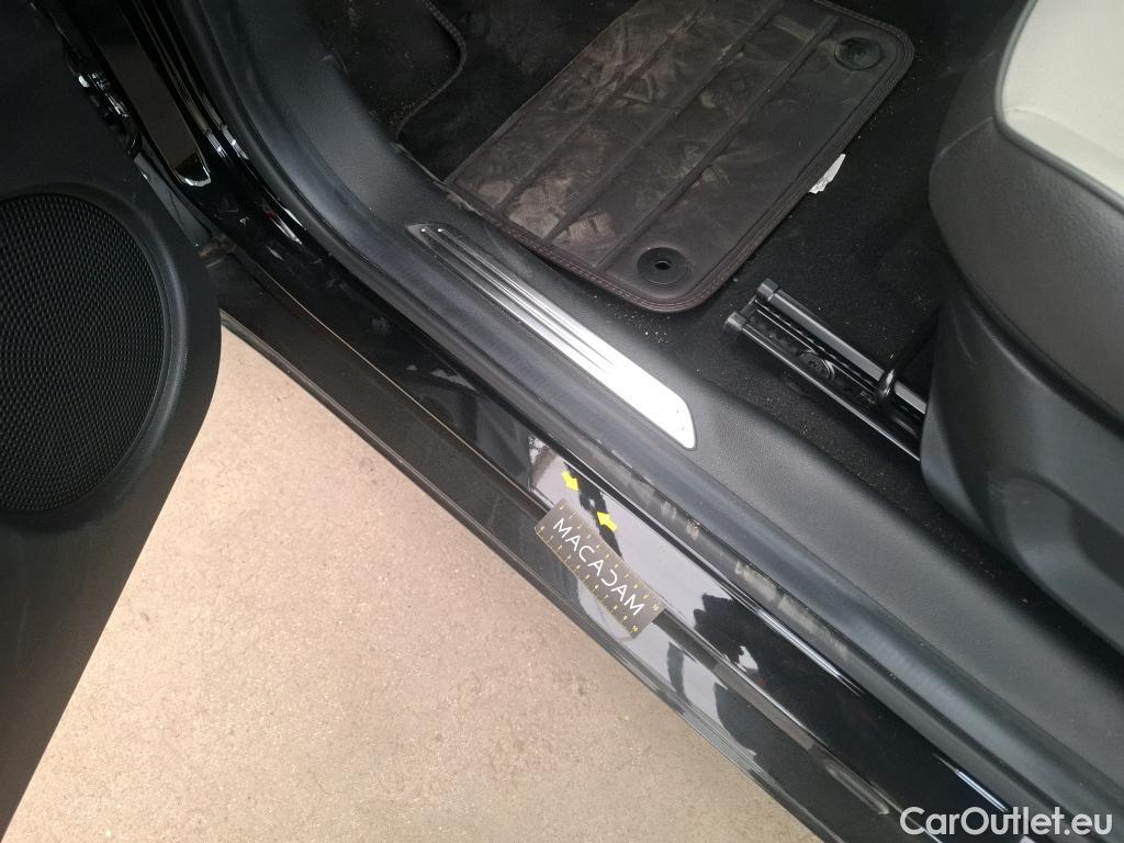  Fiat  500 FIAT  / 2020 / 4P / Berline 42kWh La Prima 3+1(SL) #30
