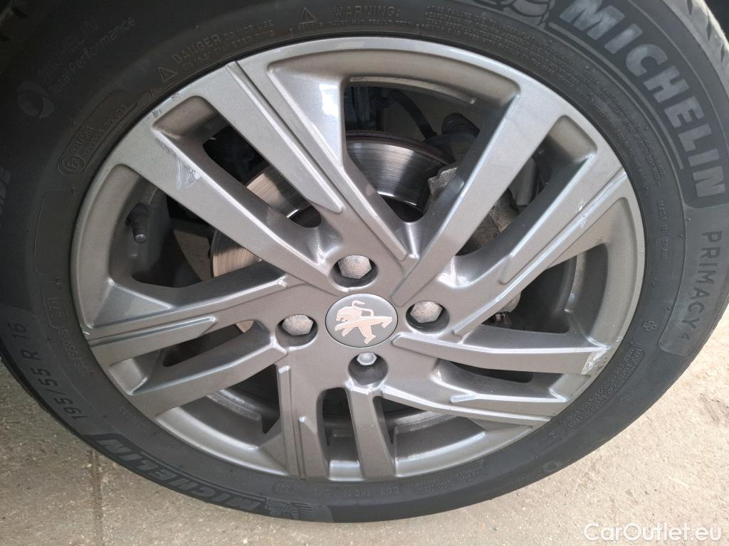  Peugeot  208  Active Business 1.2 PureTech 75CV BVM5 E6d #13