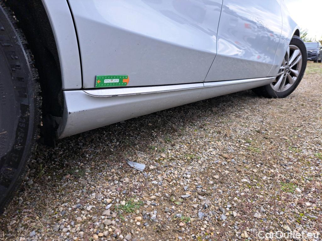  Mercedes  C-Klasse MERCEDES-BENZ Classe C Berline / 2018 / 4P / Berline C 180 d Business Line #11