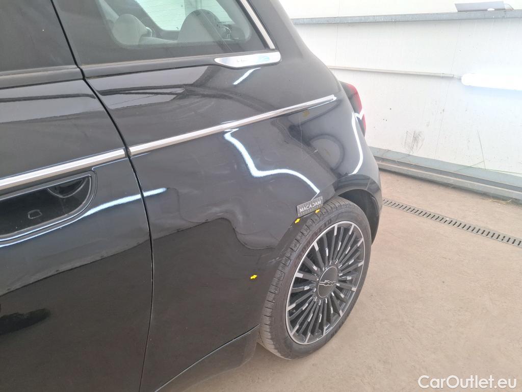  Fiat  500 FIAT  / 2020 / 4P / Berline 42kWh La Prima 3+1(SL) #1