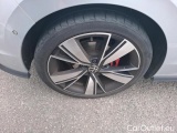  Volkswagen  Golf  2.0 TDI 200 DSG7 GTD #31