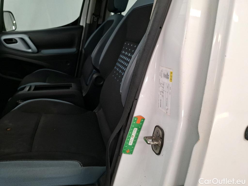  Citroen  Berlingo  Confort 1.6 HDi 90CV BVA6 E5 #27