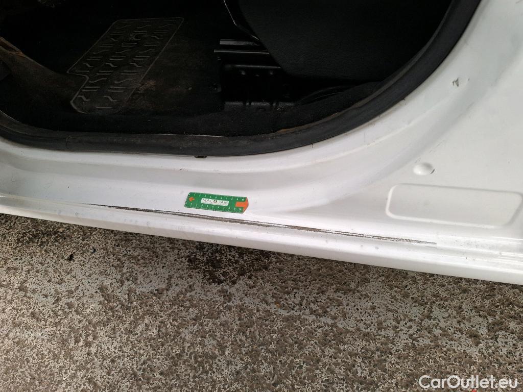  Citroen  Berlingo  Confort 1.6 HDi 90CV BVA6 E5 #32