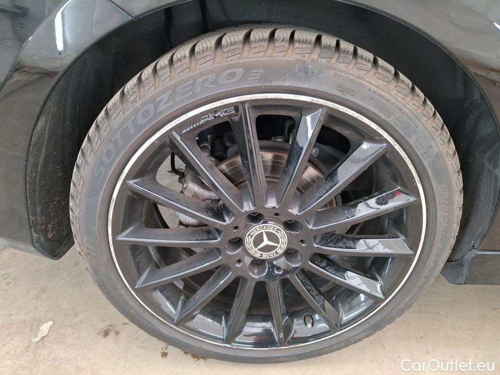  Mercedes  CLA-Klasse MERCEDES-BENZ CLA Coupe / 2019 / 4P / Coupé CLA 180 d AMG Line BA8 #39