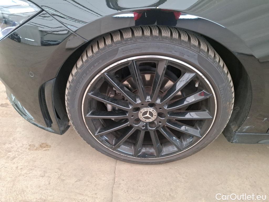  Mercedes  CLA-Klasse MERCEDES-BENZ CLA Coupe / 2019 / 4P / Coupé CLA 180 d AMG Line BA8 #19