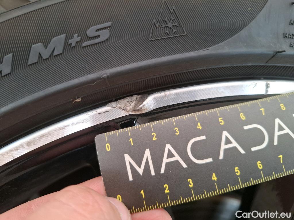 Mercedes  CLA-Klasse MERCEDES-BENZ CLA Coupe / 2019 / 4P / Coupé CLA 180 d AMG Line BA8 #31
