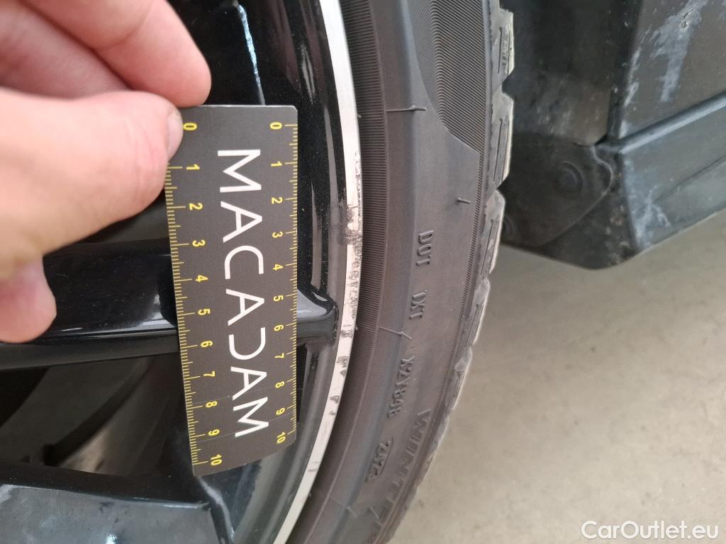  Mercedes  CLA-Klasse MERCEDES-BENZ CLA Coupe / 2019 / 4P / Coupé CLA 180 d AMG Line BA8 #25