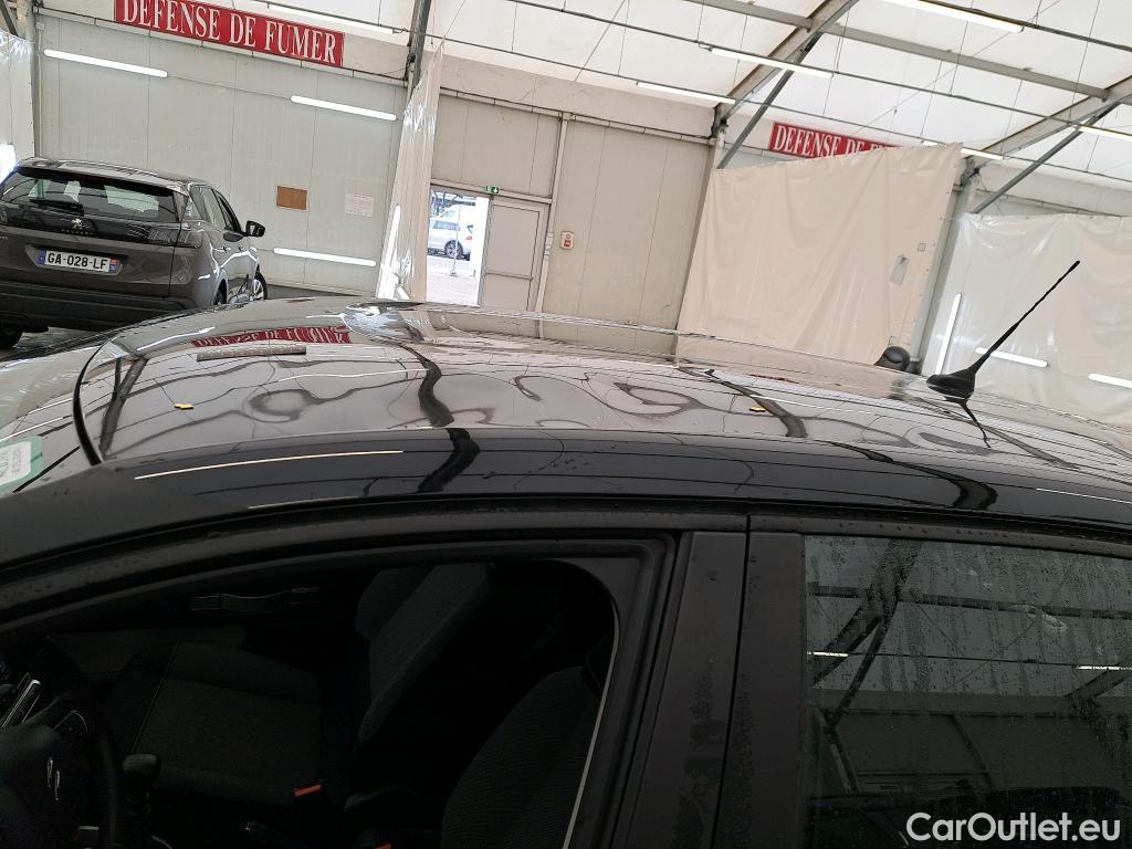  Citroen  C3 CITROEN  / 2016 / 5P / Berline PureTech 110 S&S BVM6 Shine Business #2