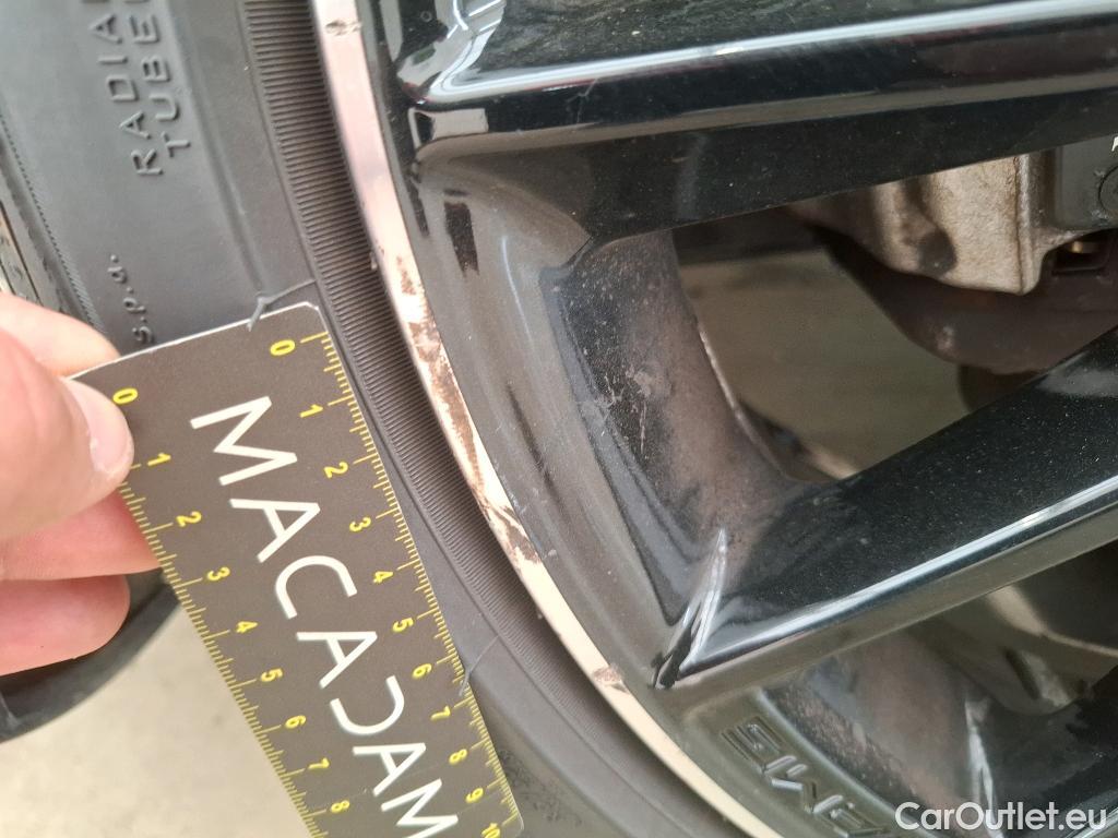  Mercedes  CLA-Klasse MERCEDES-BENZ CLA Coupe / 2019 / 4P / Coupé CLA 180 d AMG Line BA8 #22