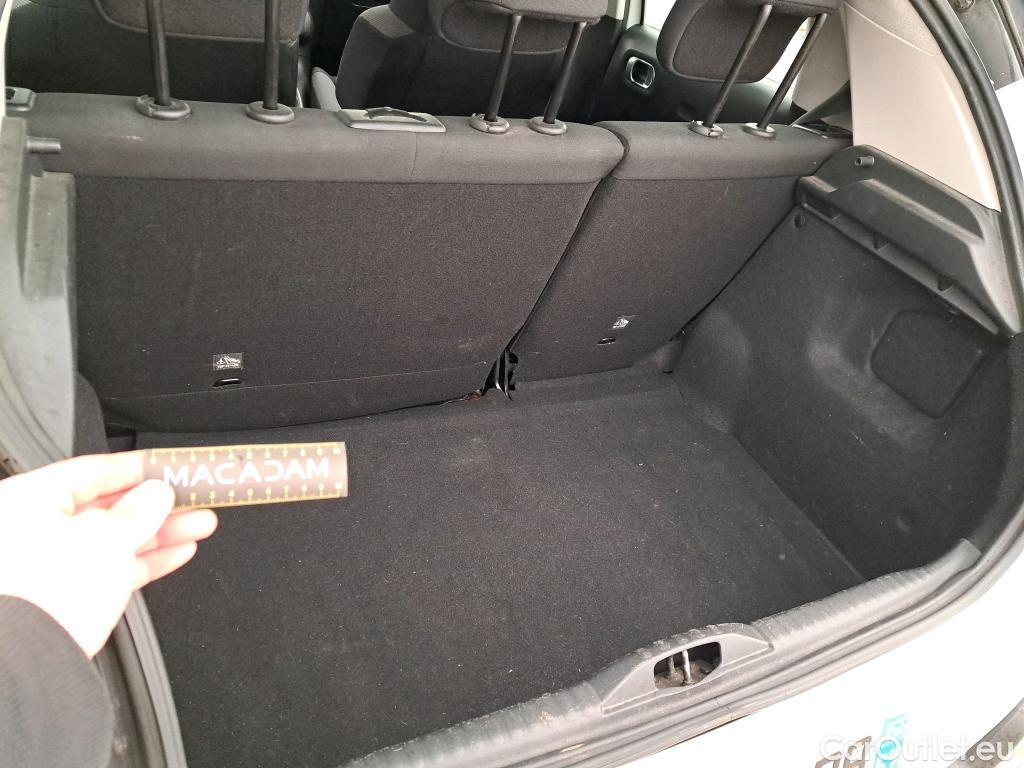  Citroen  C3 CITROEN  / 2016 / 5P / Berline PureTech 110 S&S BVM6 Shine Business #12