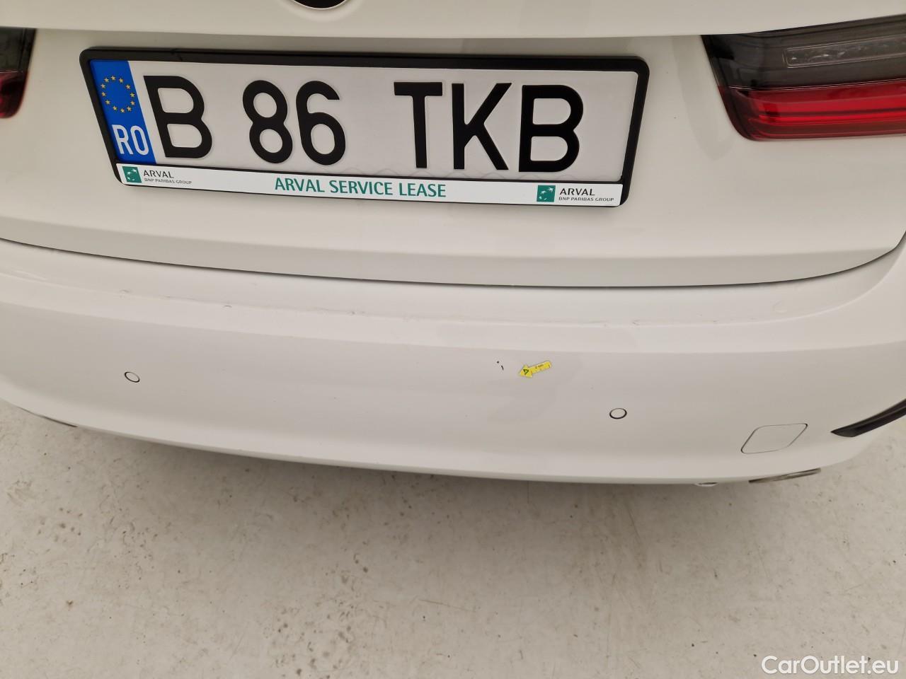  Bmw  Serie 3 2.0 320i AT #28