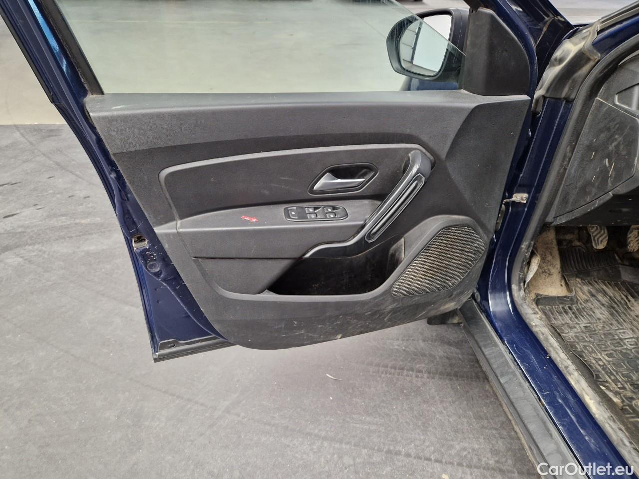  Dacia  Duster 1.5 Blue dCi 115CP Comfort 4WD #104