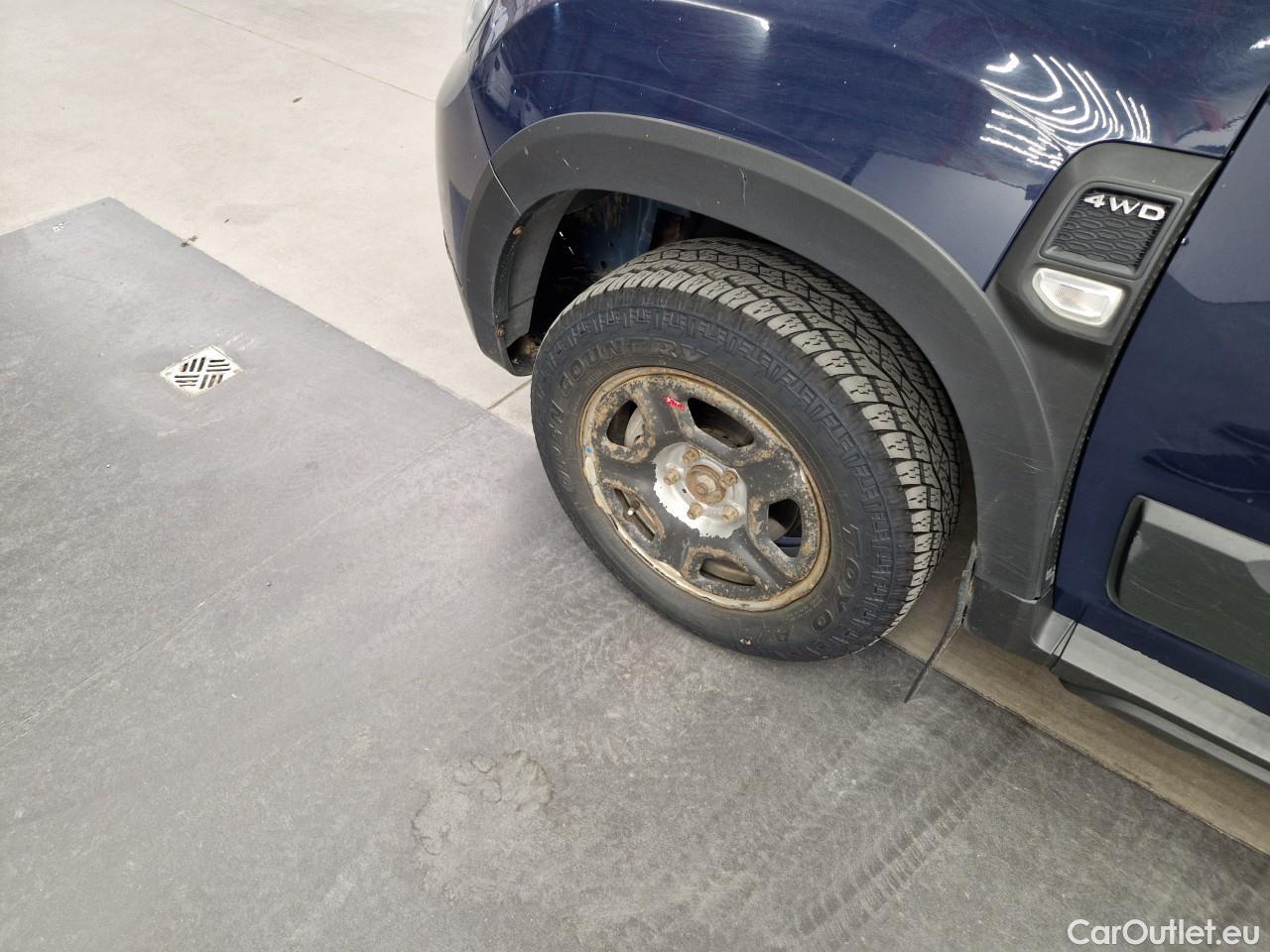  Dacia  Duster 1.5 Blue dCi 115CP Comfort 4WD #20