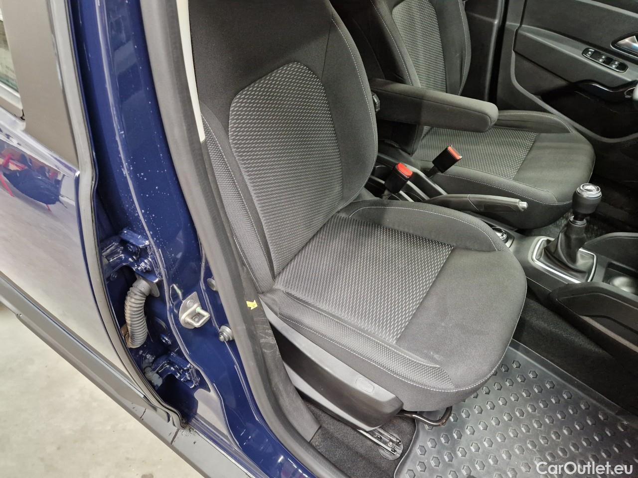  Dacia  Duster 1.5 Blue dCi 115CP Comfort 4WD #34