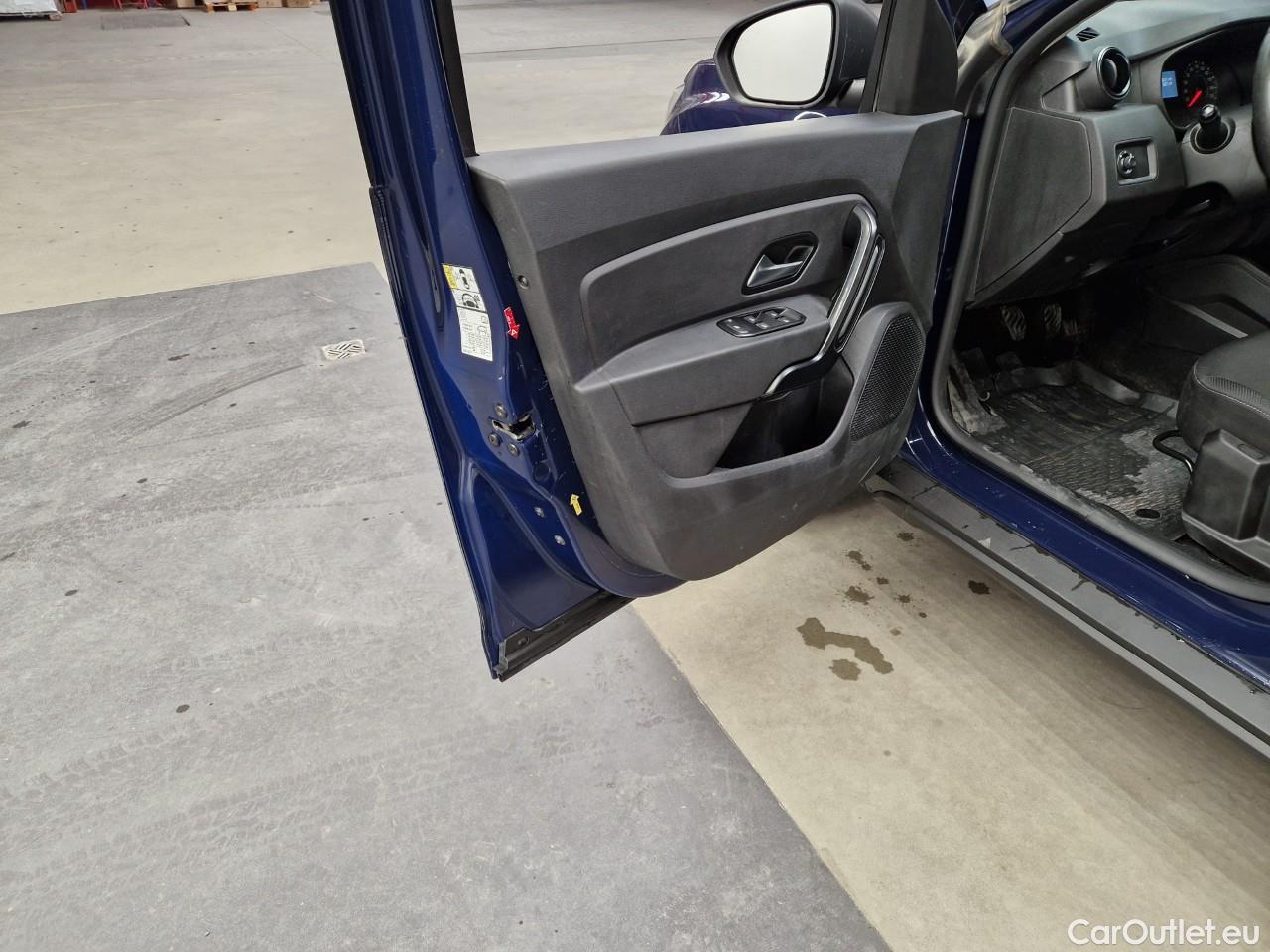  Dacia  Duster 1.5 Blue dCi 115CP Comfort 4WD #2