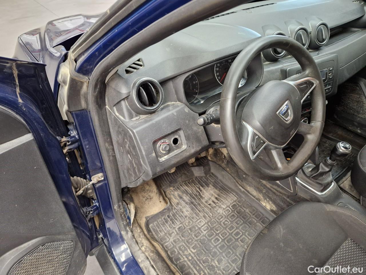  Dacia  Duster 1.5 Blue dCi 115CP Comfort 4WD #111