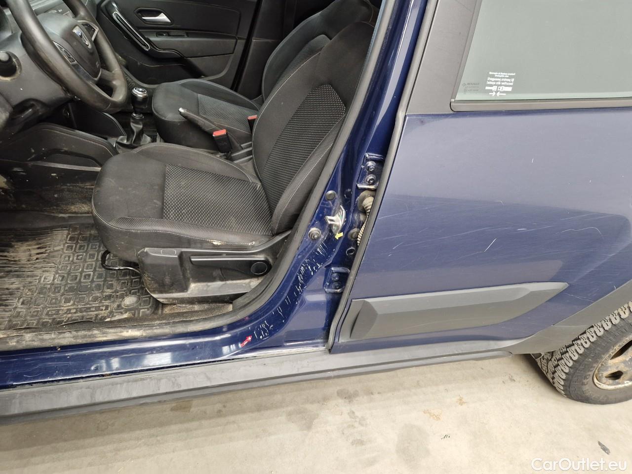  Dacia  Duster 1.5 Blue dCi 115CP Comfort 4WD #7