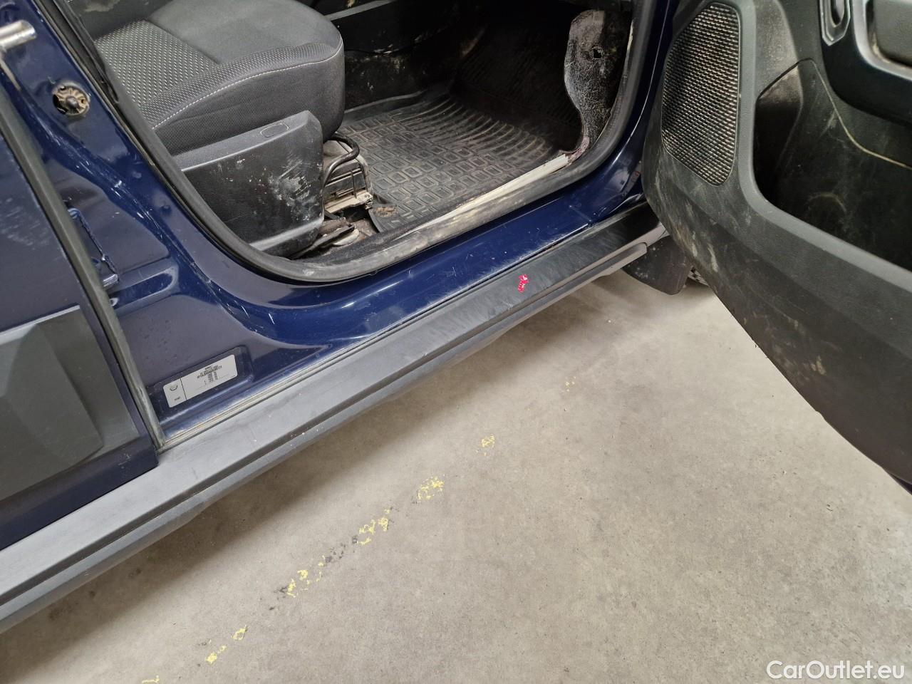  Dacia  Duster 1.5 Blue dCi 115CP Comfort 4WD #63